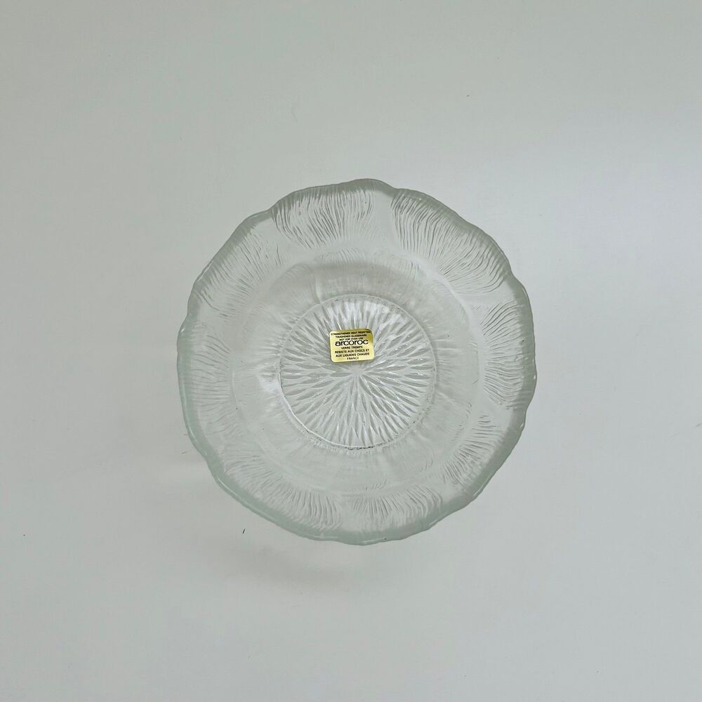 ARCOROC Fleur Clear Pressed Glass Raised Floral Petal Small Fruit Bowl, Set of 4 - Picture 5 of 7